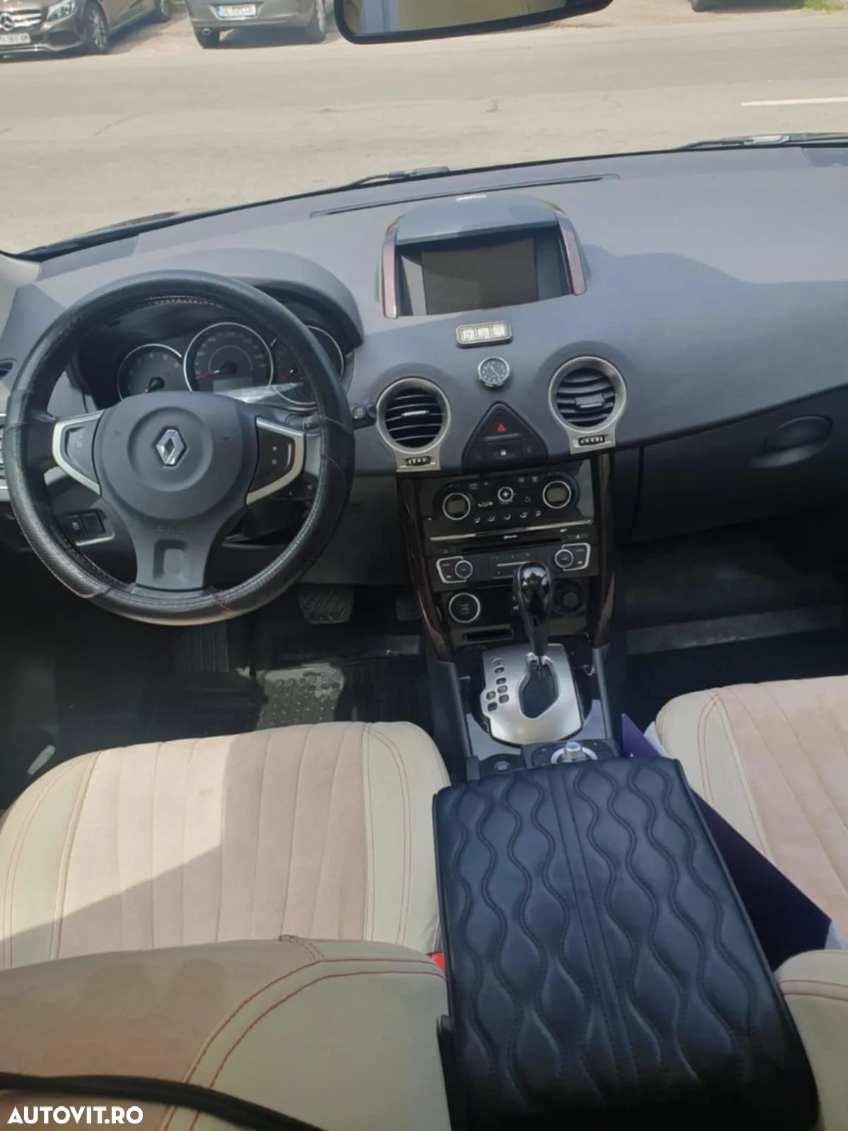 Renault Koleos dCi 175 FAP 4x4 Aut. Night and Day - 7