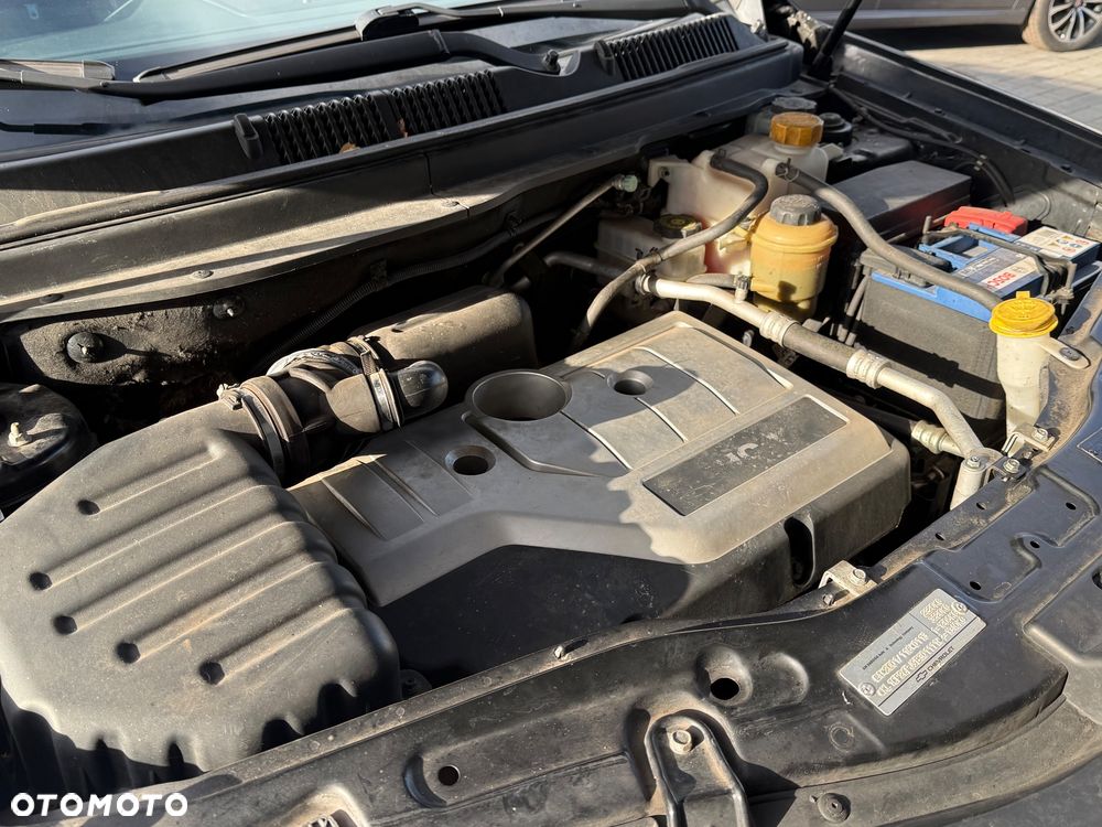 Chevrolet Captiva - 19