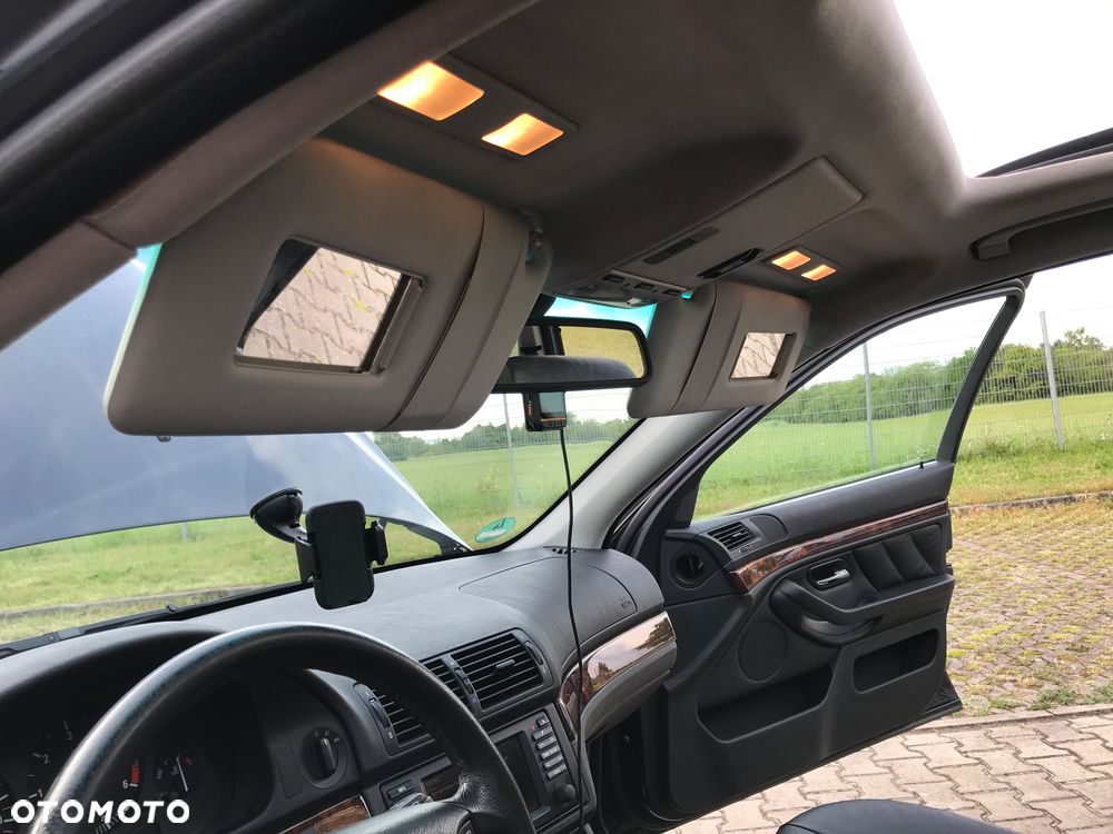 BMW Seria 5 - 12