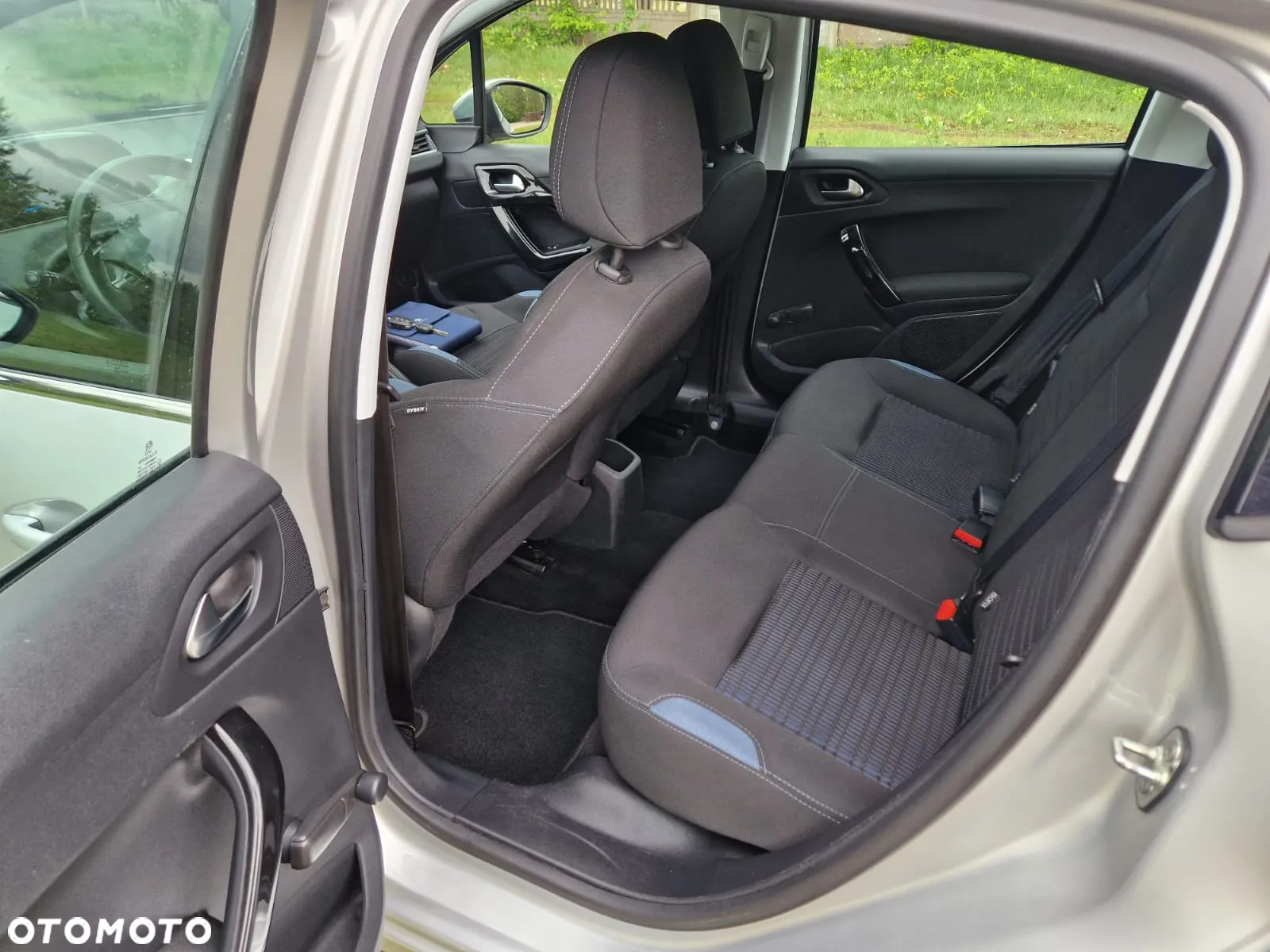 Peugeot 208 1.2 PureTech Active - 8