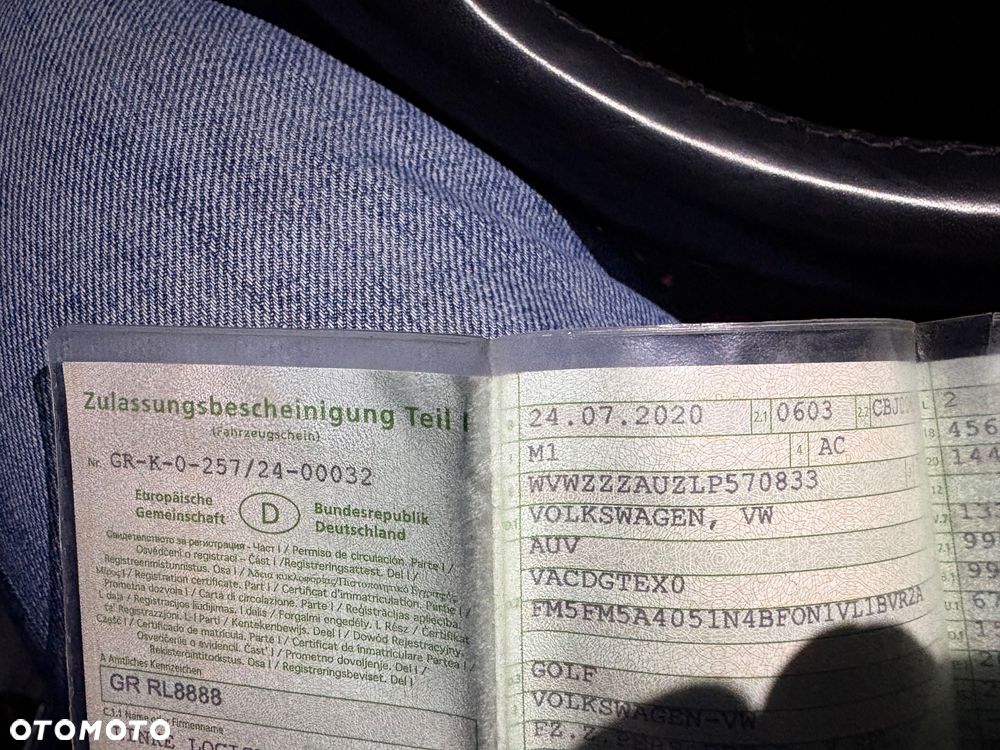 Volkswagen Golf Variant 1.6 TDI SCR United - 38