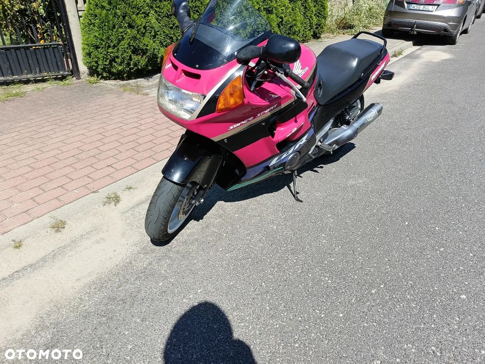 Honda CBR - 6