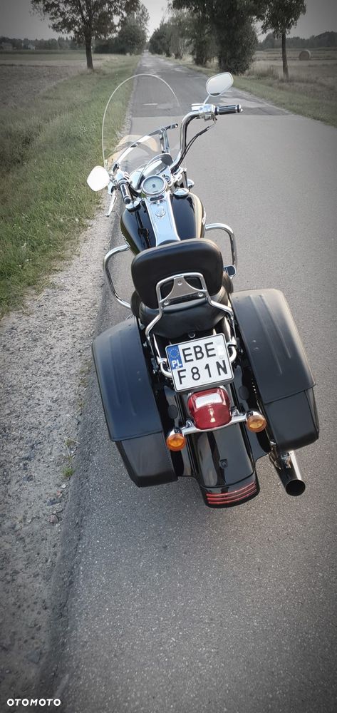 Harley-Davidson Touring Road King - 13