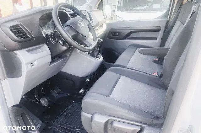 Toyota ProAce Kombi 1.5 D-4D Long 2,7t - 3