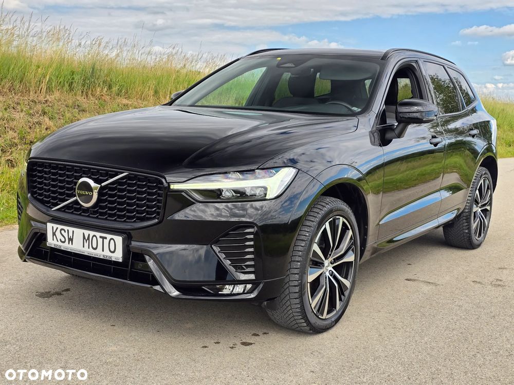 Volvo XC 60 B4 D AWD Plus Dark - 2