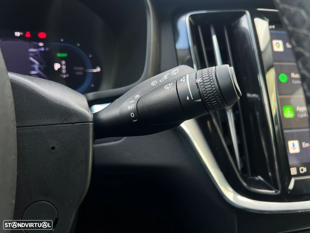 Volvo V60 2.0 T6 AWD TE Plus Dark - 15