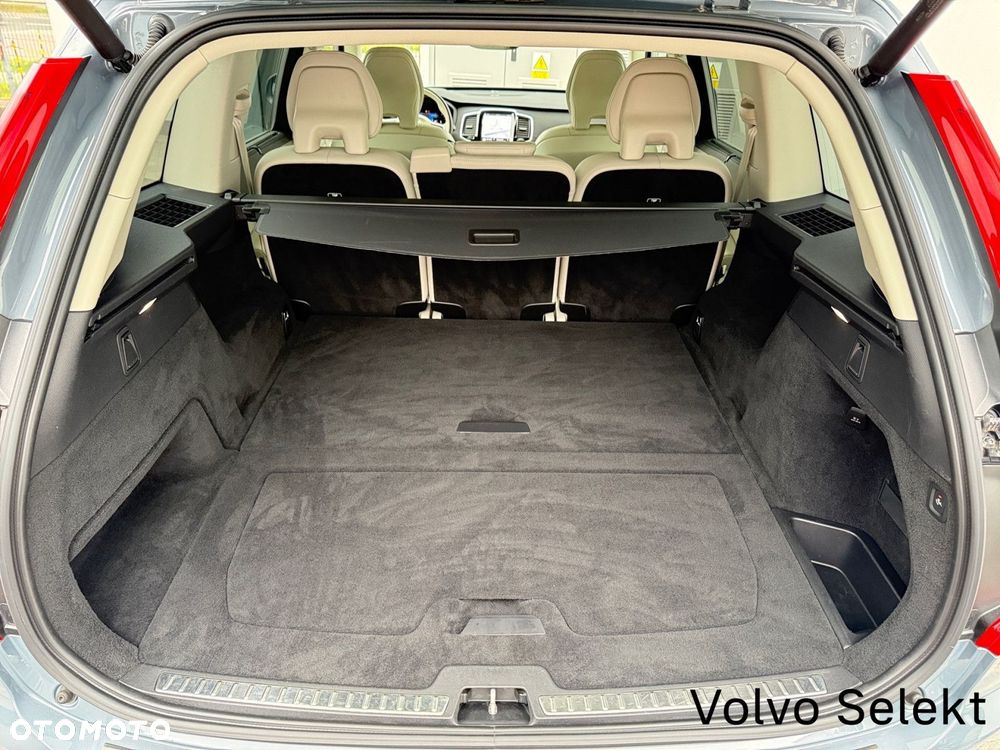 Volvo XC 90 - 31