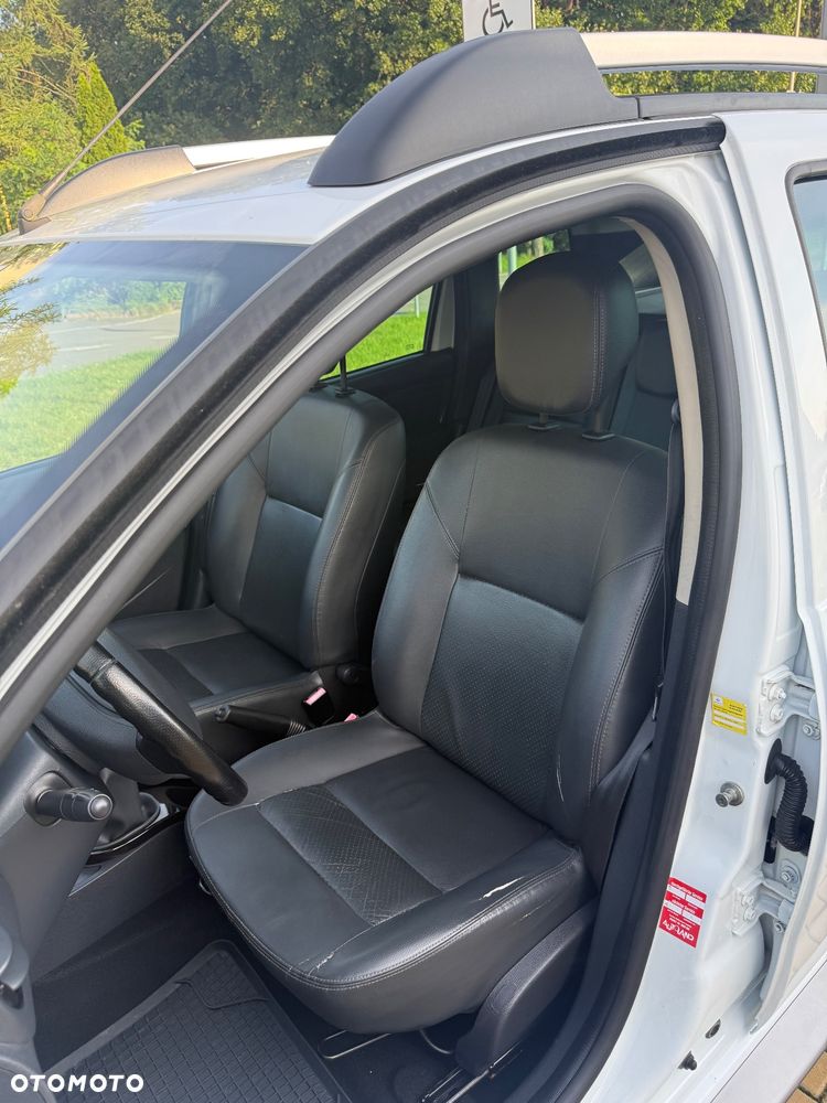 Dacia Duster 1.6 16V 4x2 Prestige - 12