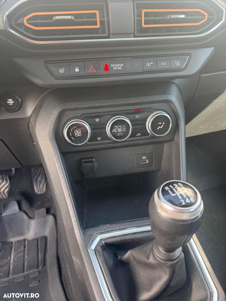 Dacia Sandero - 22