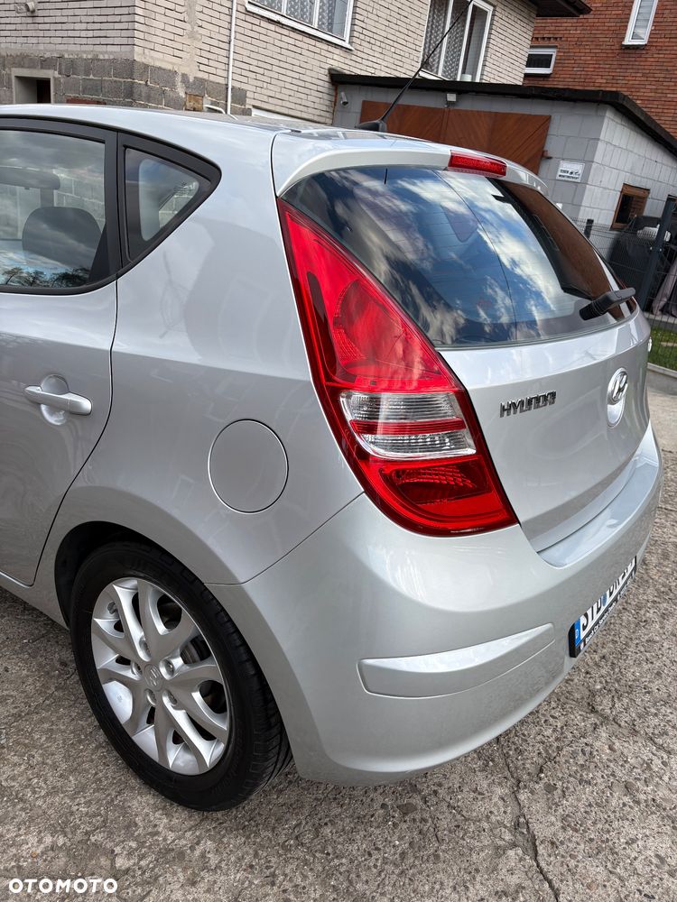 Hyundai i30 1.6 Classic + - 30