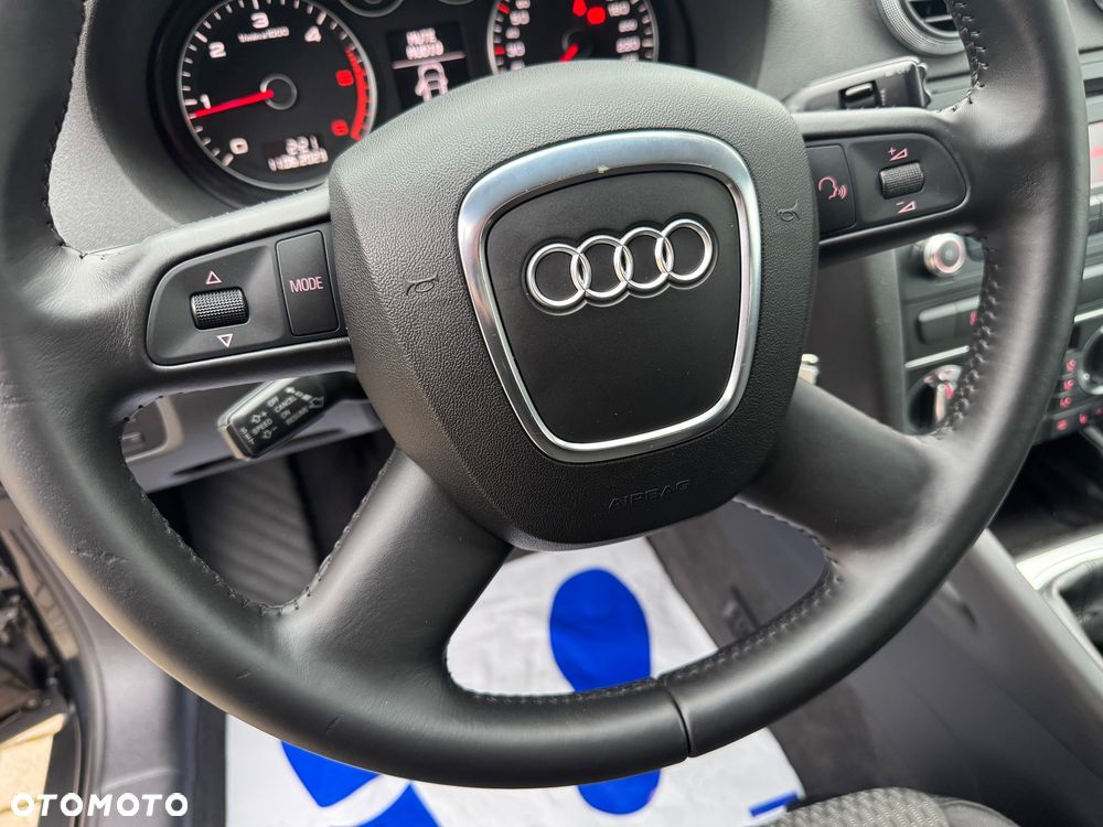 Audi A3 3-drzwiowe 2.0 TDI Ambiente - 9
