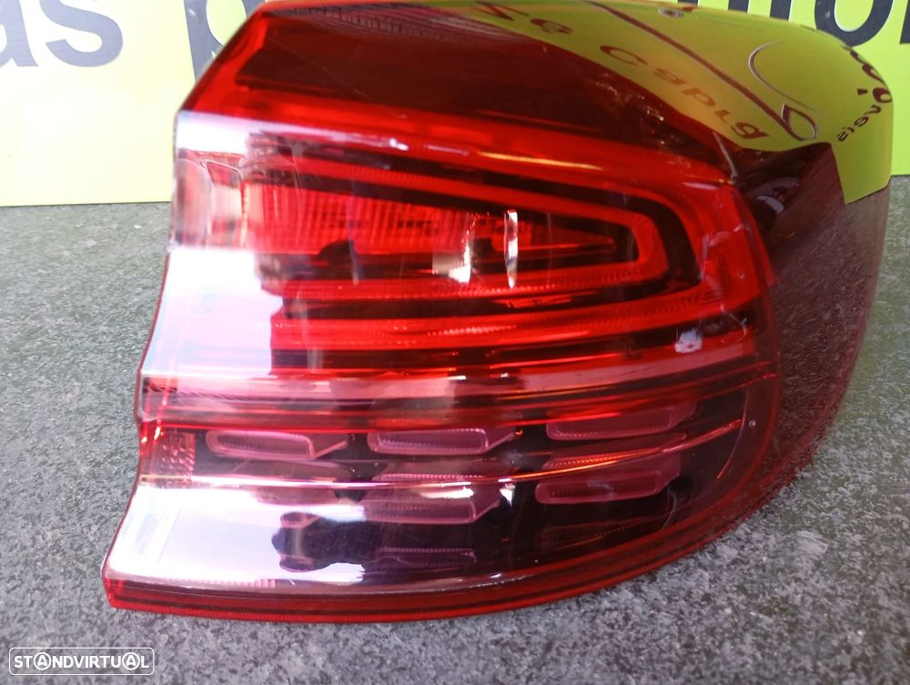 KIA CEED III SW FAROLIM DIREITO - FT400 - 6