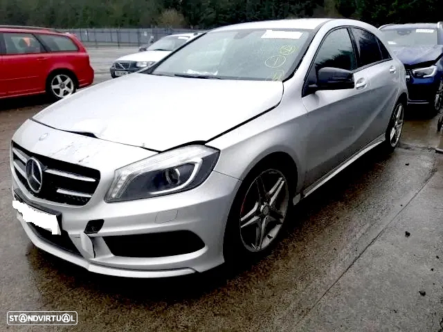 MERCEDES BENZ A180 AMG 1.5 CDi K9KF452 W176 OM607 Para Peças - Frente Completa Parachoques Parachoque Motor Espelho Interior Jantes Caixa - 2