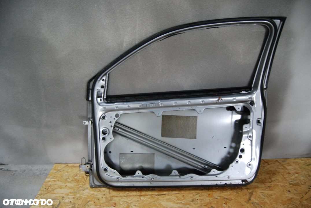 DRZWI PRAWE PRZEDNIE VW POLO IV 9N3 3D LIFT LP7X - 5