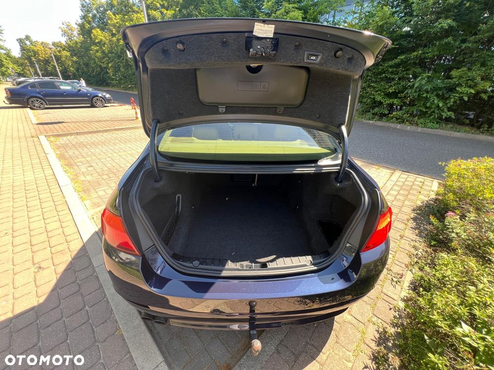 BMW Seria 5 520d - 11