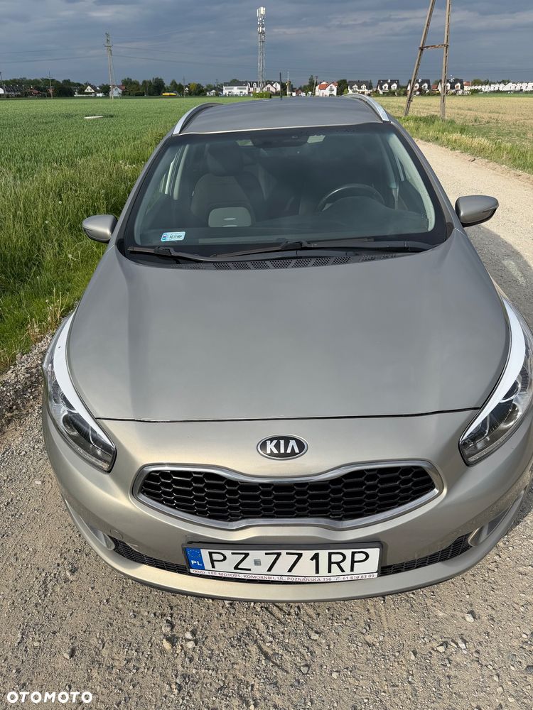 Kia Ceed 1.6 CRDi L - 6