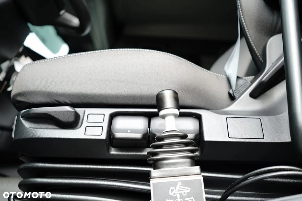 MAN TGS 41.480 / 8X8 / WYWROTKA / AUTOMAT / FABRYCZNIE NOWY / BOGATE WYPOSAŻENIE / DOSTĘPNY OD RĘKI / ZŁOTY METALIK / - 26