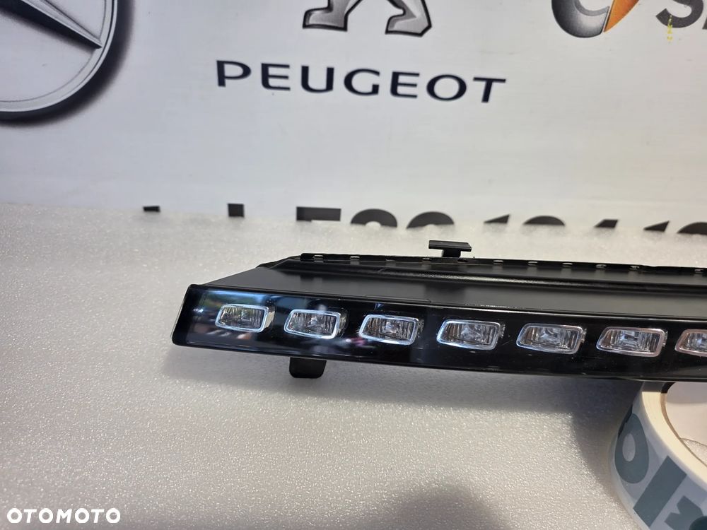 AUDI Q7 4L0 LIFT 09-14 LEWY / PRAWY LED DRL ŚWIATŁA DO JAZDY DZIENNIEJ NR 4L0953041D / 4L0953041E , 4L0953042D / 4L0953042E KB64 - 3