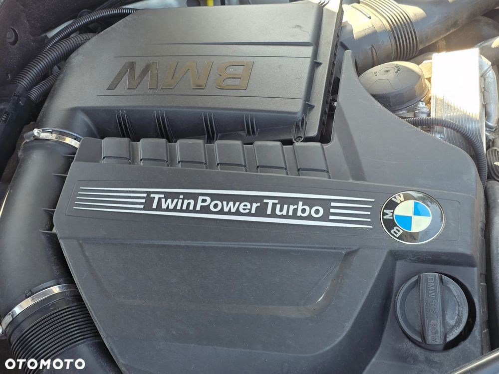 BMW Seria 5 535i xDrive - 16