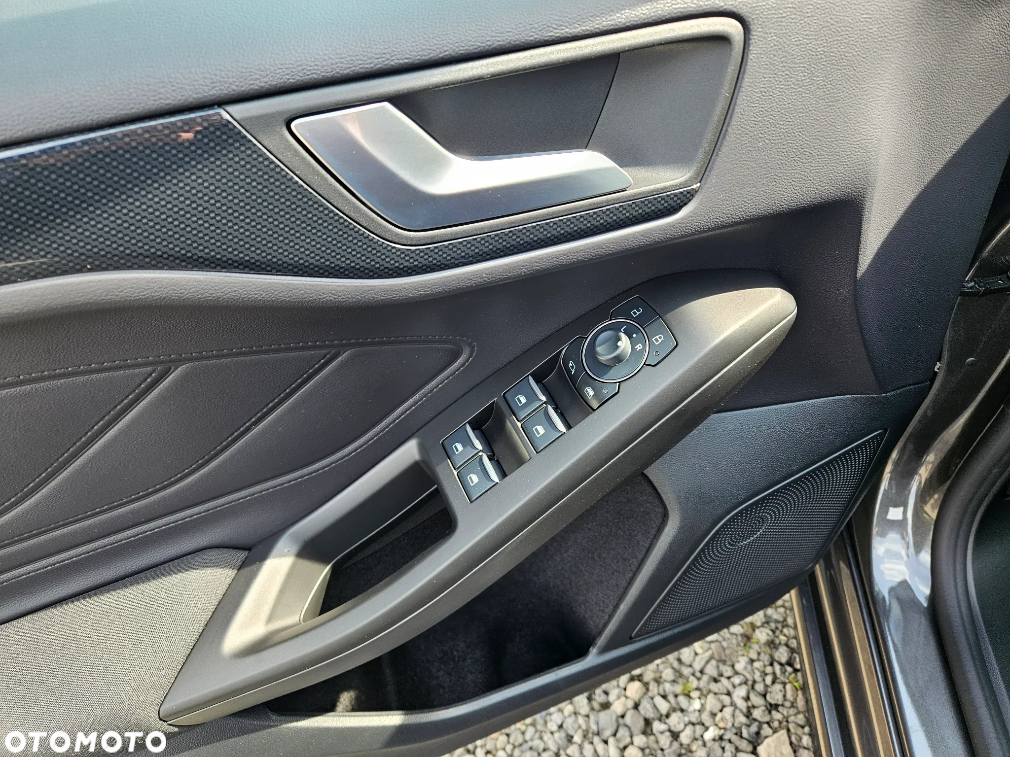 Ford Focus 1.0 EcoBoost mHEV ST-Line X - 19