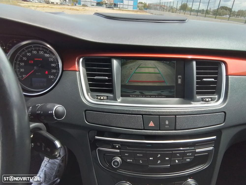 Peugeot 508 RXH 2.0 HDi Hybrid4 2-Tronic - 18