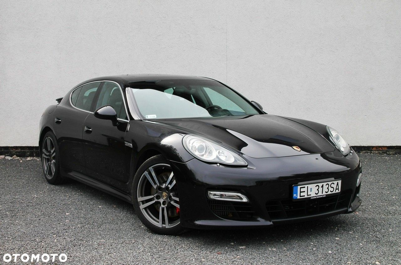 Porsche Panamera Turbo PDK - 1