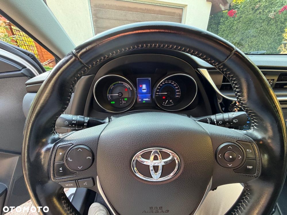 Toyota Auris 1.8 HSD Sol - 17