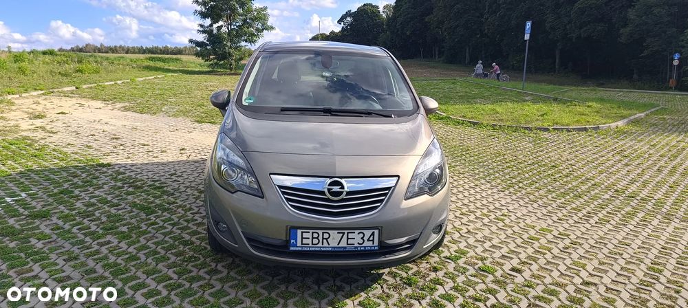 Opel Meriva - 10