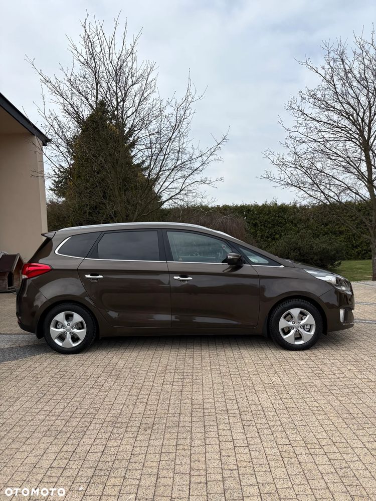 Kia Carens 1.6 GDI L - 2
