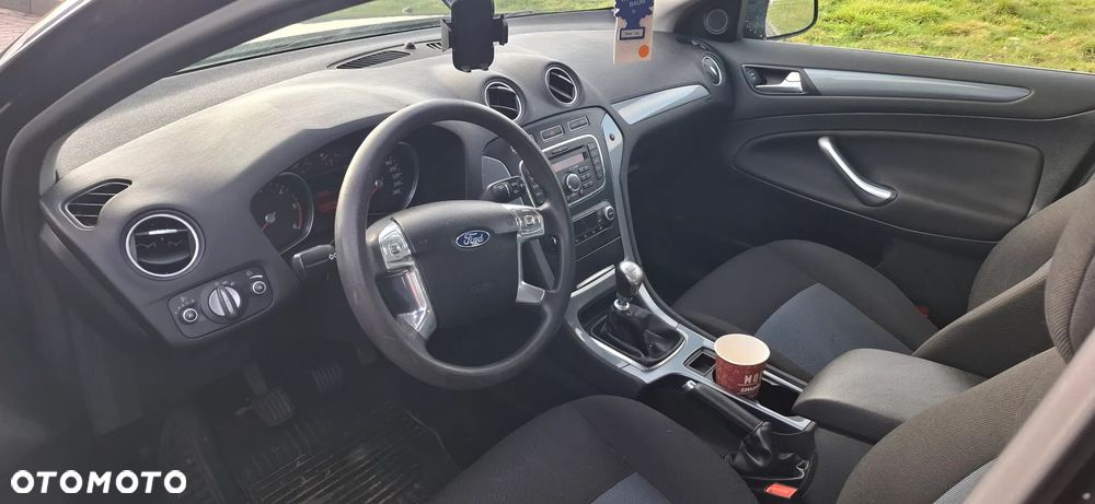 Ford Mondeo 1.6 TDCi Ambiente - 5