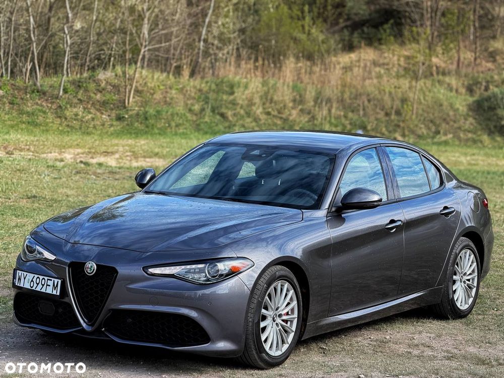 Alfa Romeo Giulia 2.0 Turbo 16V AT8 Executive - 2