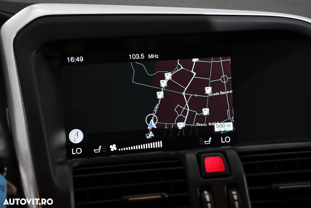 Volvo XC 60 D4 Geartronic Summum - 18