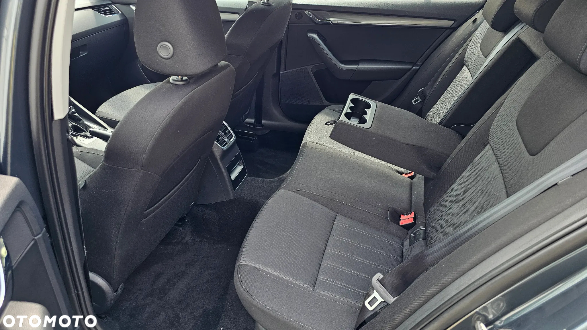 Skoda Octavia 1.6 TDI Ambition DSG - 36