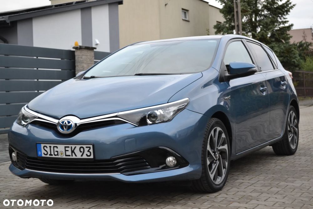 Toyota Auris - 13