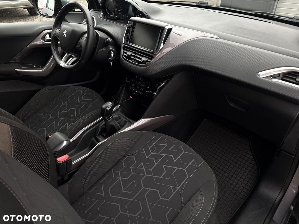 Peugeot 2008 1.6 VTi Active - 12