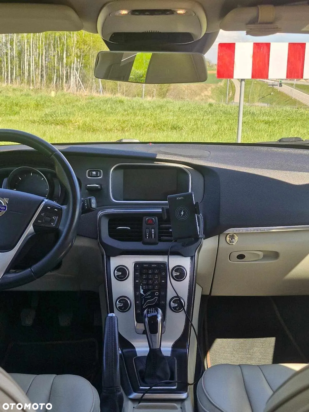 Volvo V40 D3 Drive-E Ocean Race - 14