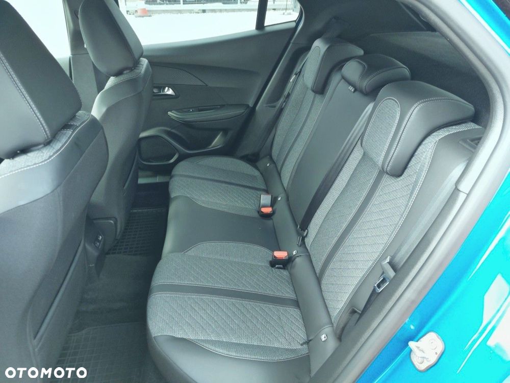 Peugeot 2008 1.2 PureTech Allure S&S EAT8 - 10