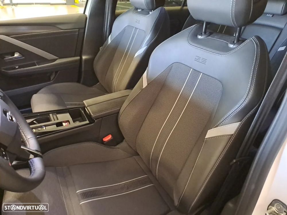 Opel Astra 1.2 T Hybrid GS eDCT - 9