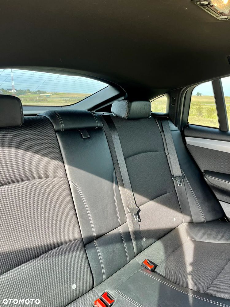 BMW X4 xDrive20d - 32