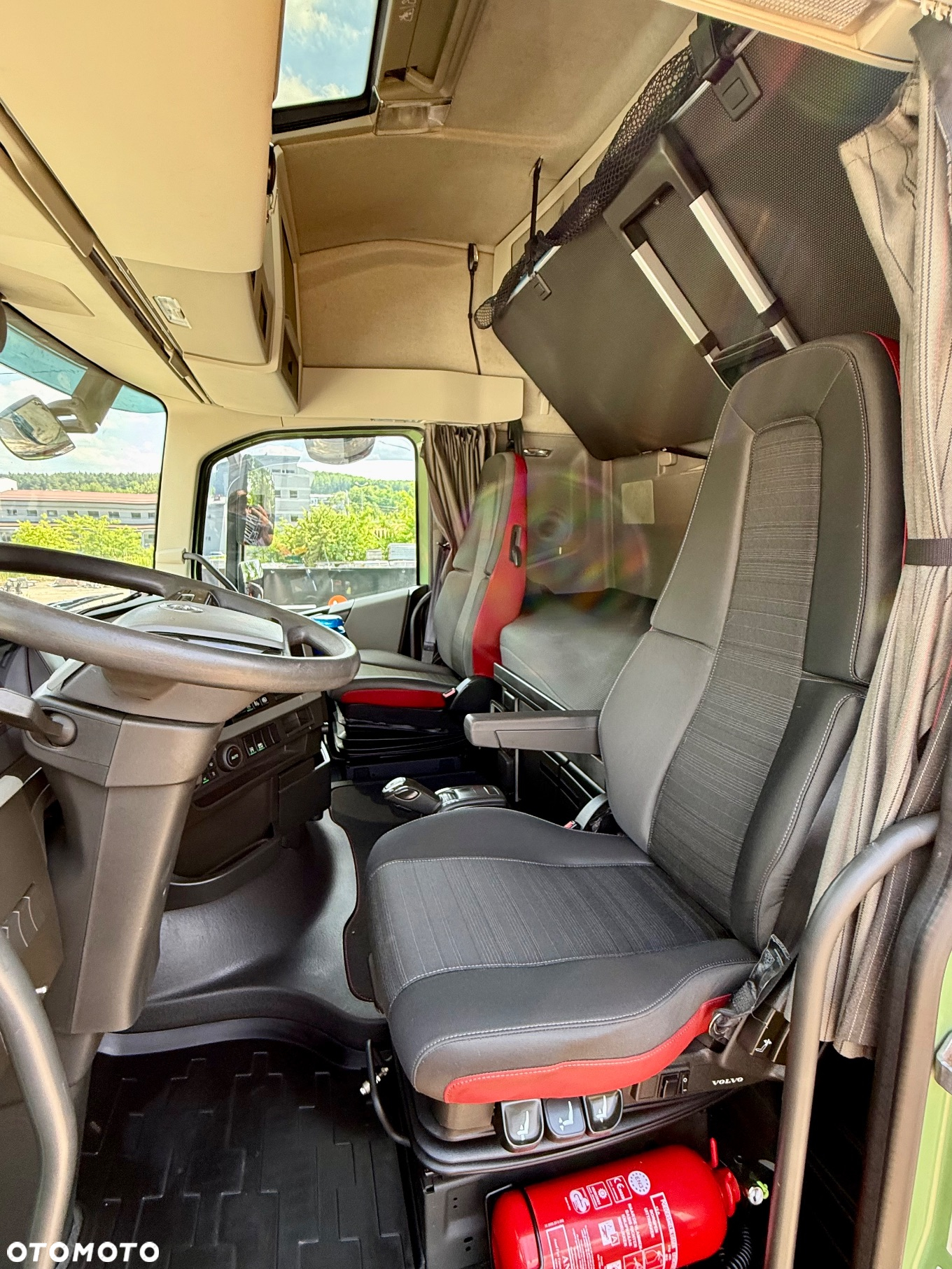 Volvo FH500 / 2017 / 791000km / NOWE OPONY  / DWA ŁÓŻKA - 16