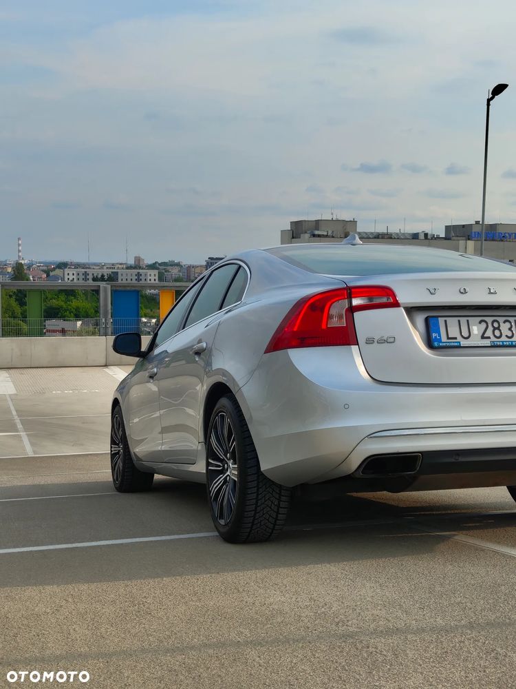 Volvo S60 - 33