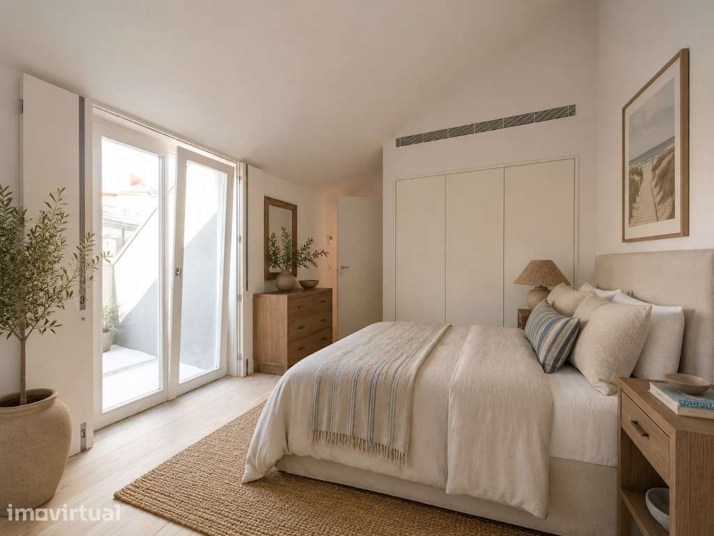 Duplex T3, com varanda, 2 lugares de garagem e arrecadação - Grande imagem: 2/28