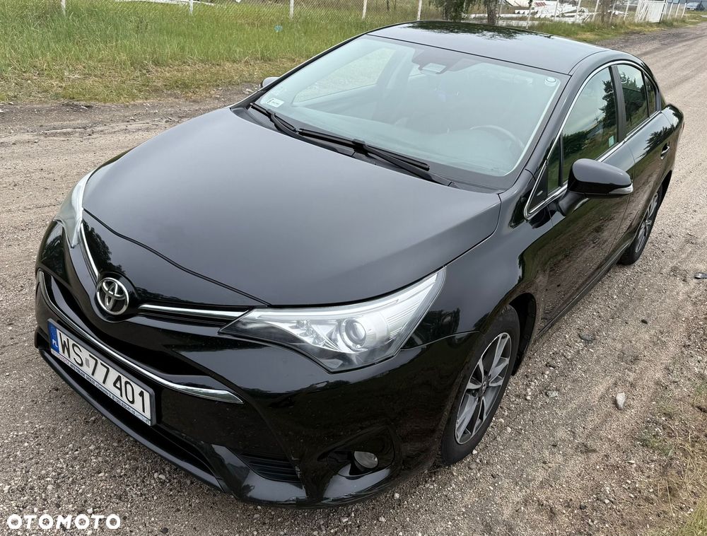 Toyota Avensis 1.6 D-4D Premium - 10