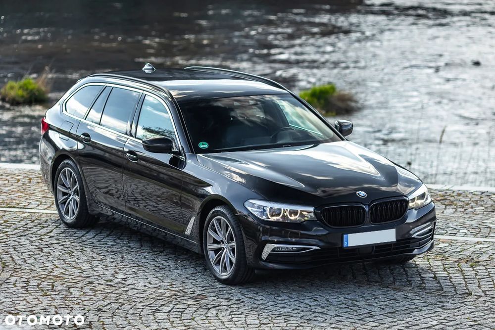 BMW Seria 5 520d xDrive Luxury Line sport - 8