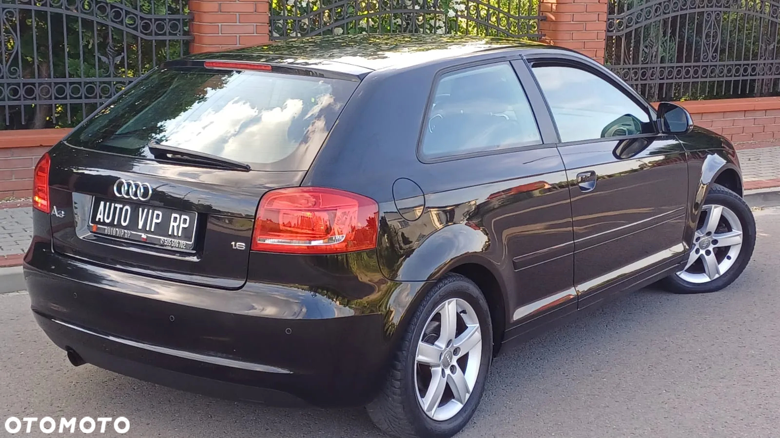 Audi A3 1.6 Attraction - 13