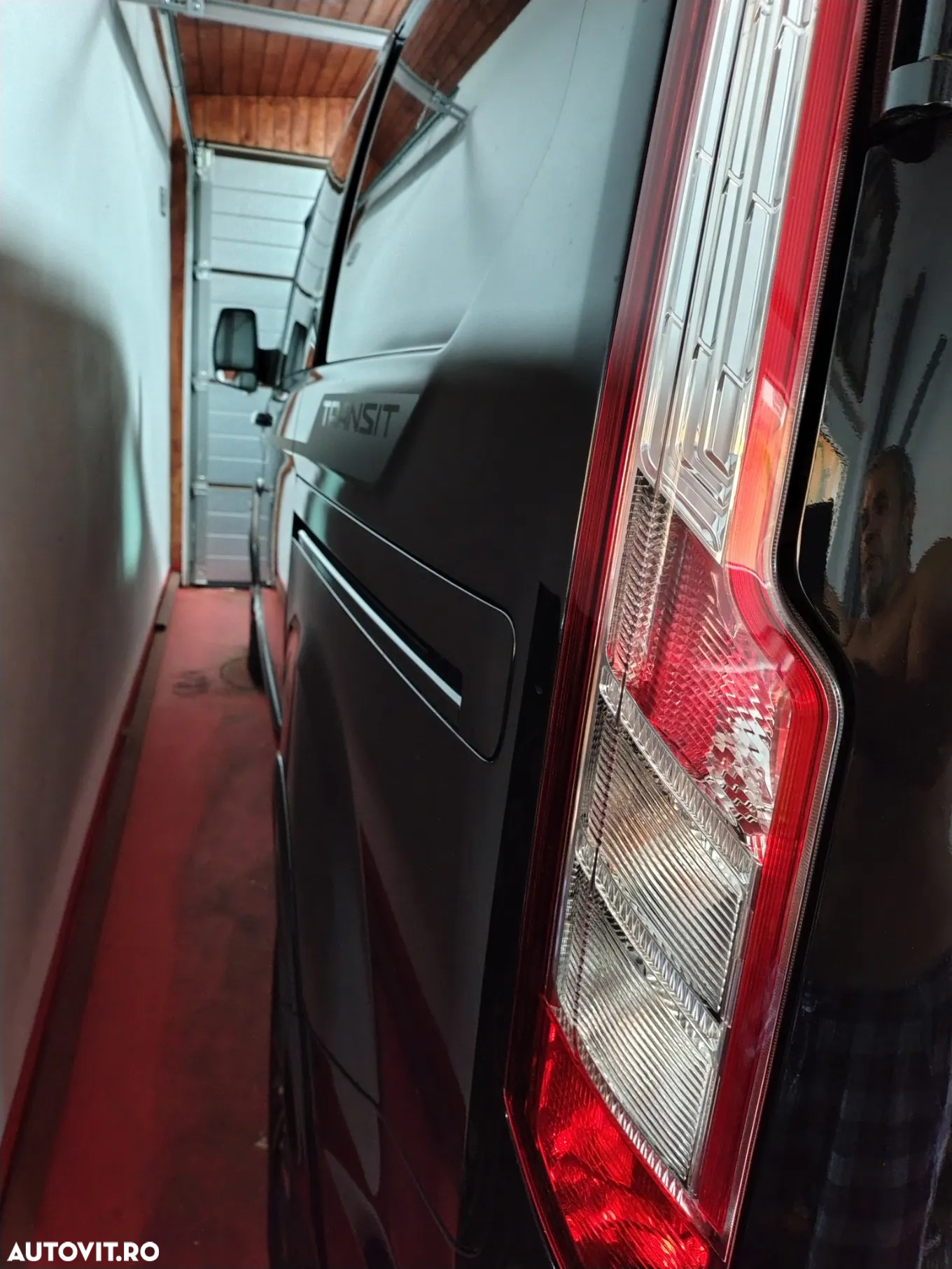 Ford Transit Custom Kombi 320 2.0 EcoBlue 185 CP L1H1 Sport Aut. - 13
