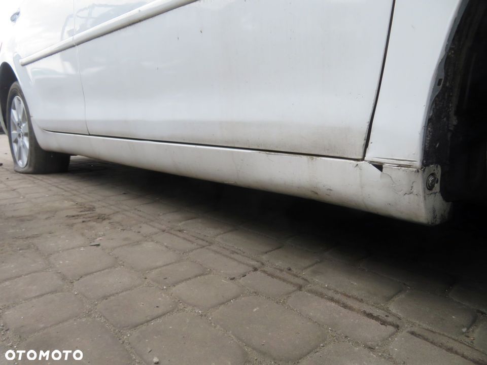 LISTWA PROGOWA PRAWA CAMRY VII XV40 202 75851-06904 TOYOTA 2006-2011 - 1
