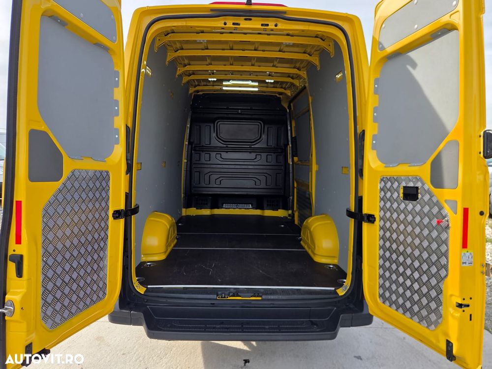 Volkswagen New Crafter L3H2 - 11
