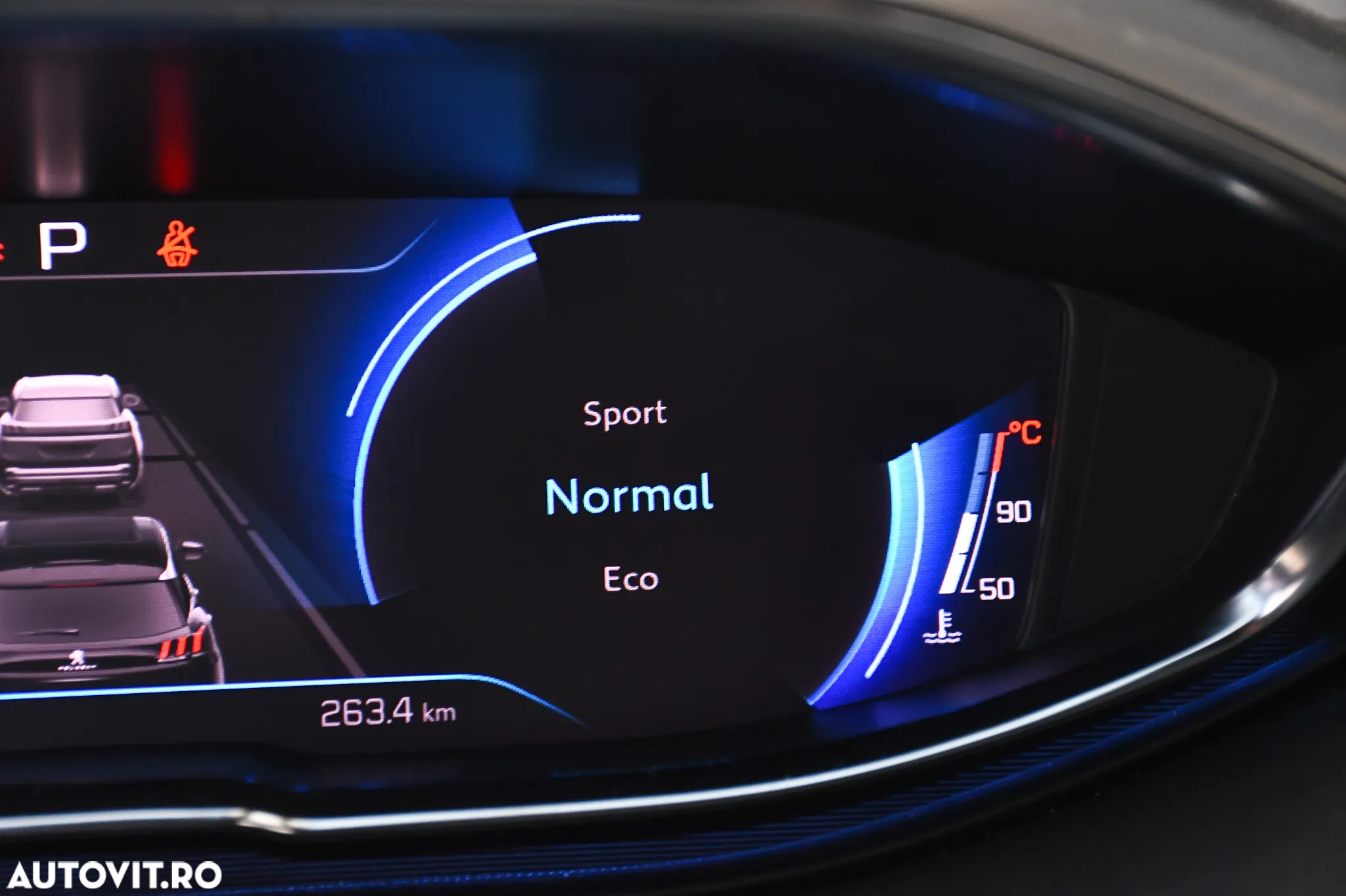 Peugeot 5008 2.0 BlueHDI s&s EAT8 GT - 35