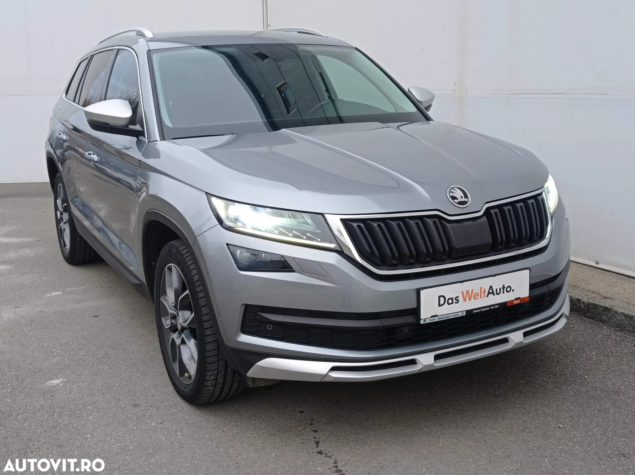 Skoda Kodiaq 2.0 TDI 4X4 DSG Scout - 6